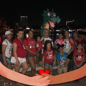 Meet your Posher, Leonor